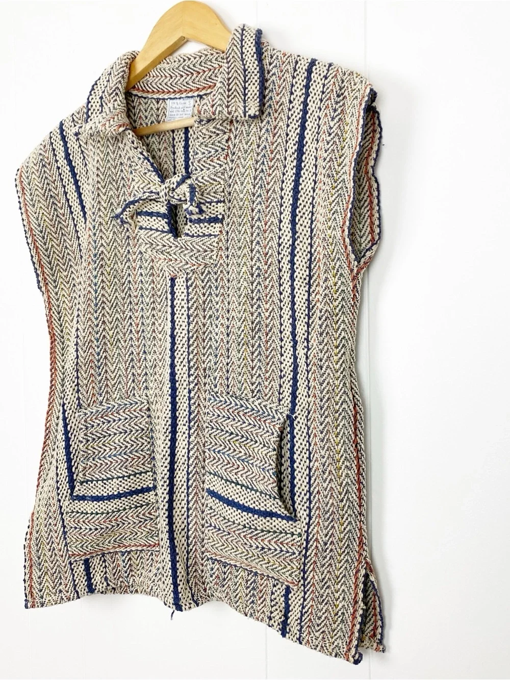 Mexican Top Women's Size Small Baja Surfer Sleeveless Sweater Drug Rug Pullover